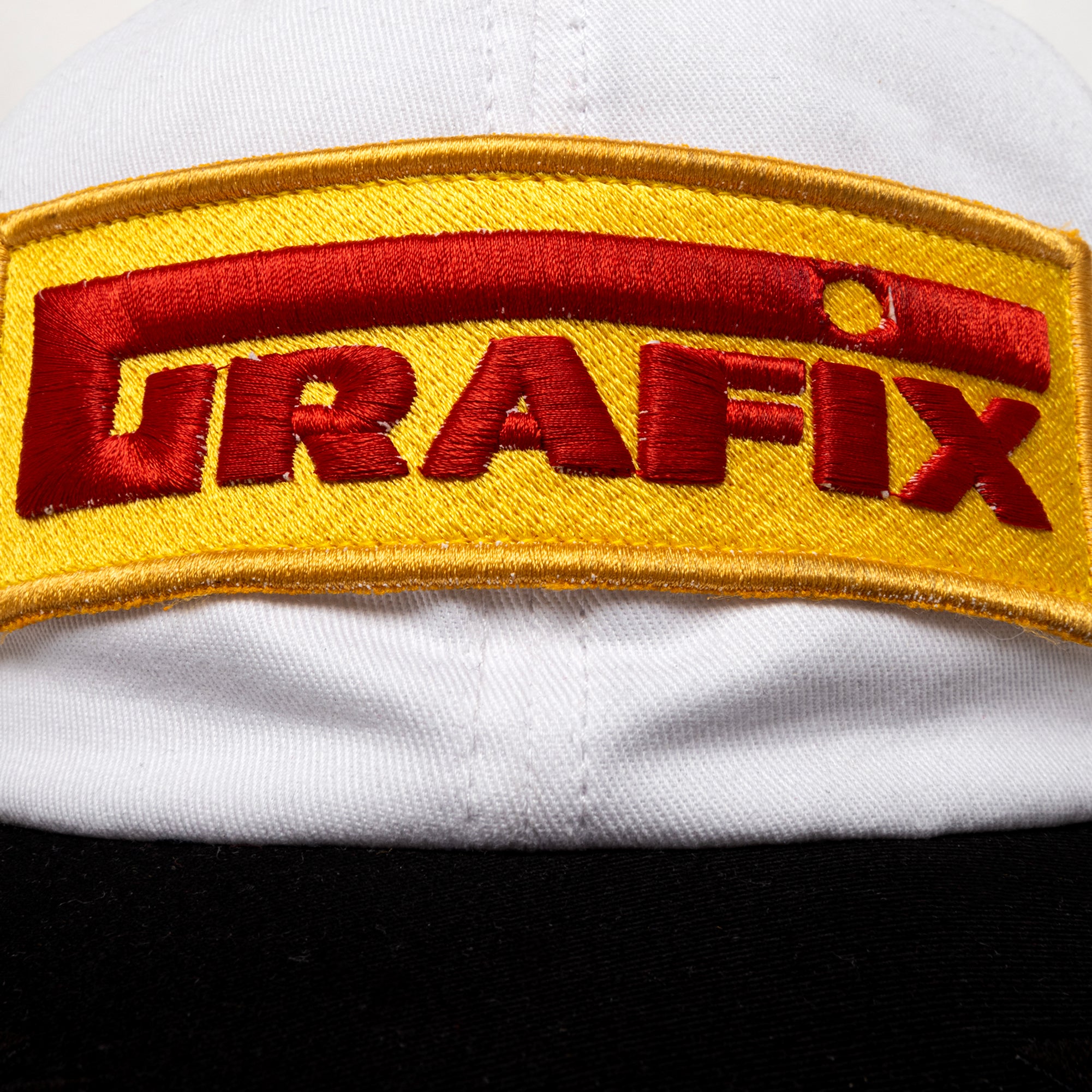 SLICK 2-Tone Snapback Cap [White/Black]