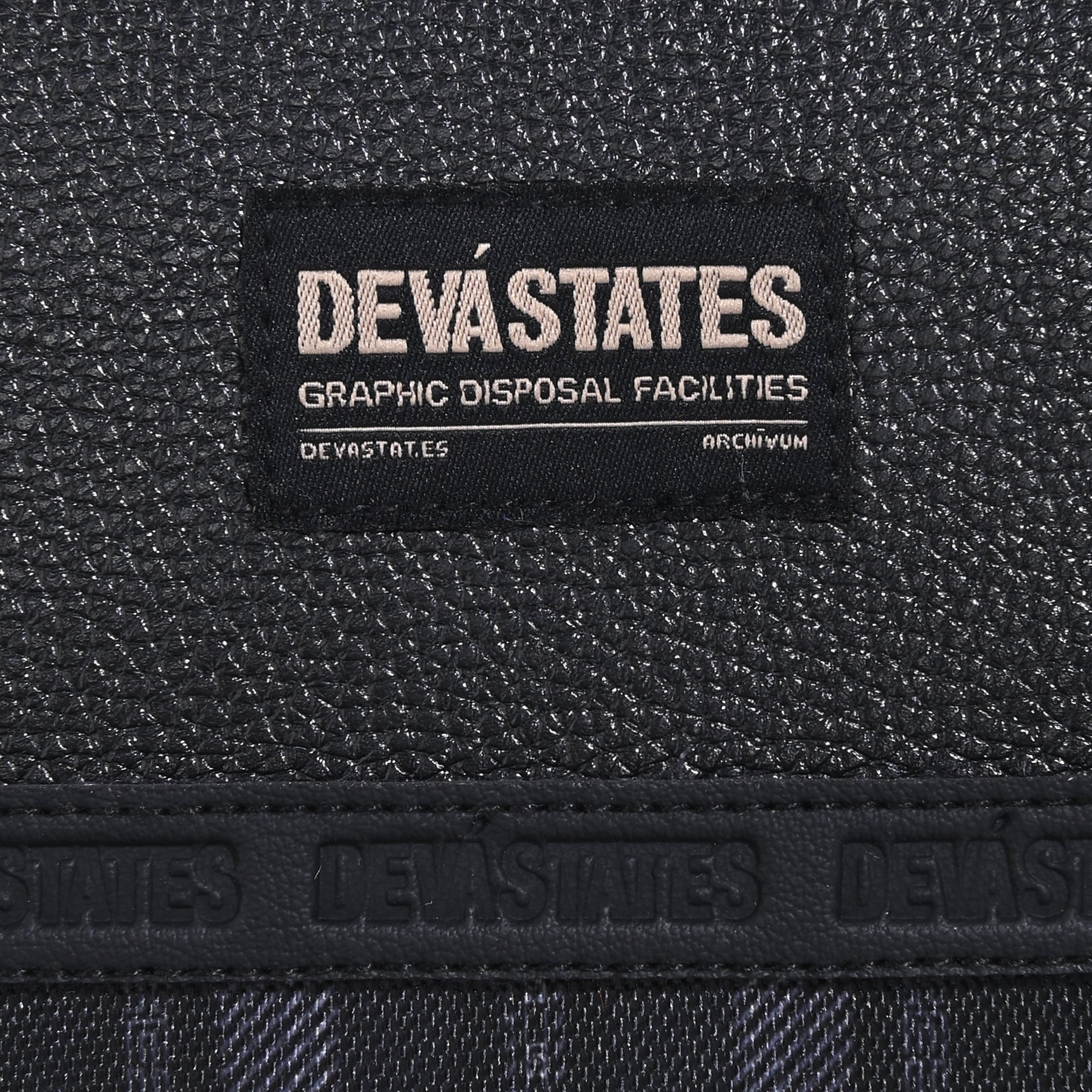 AW'25 Laptop Case [Black]