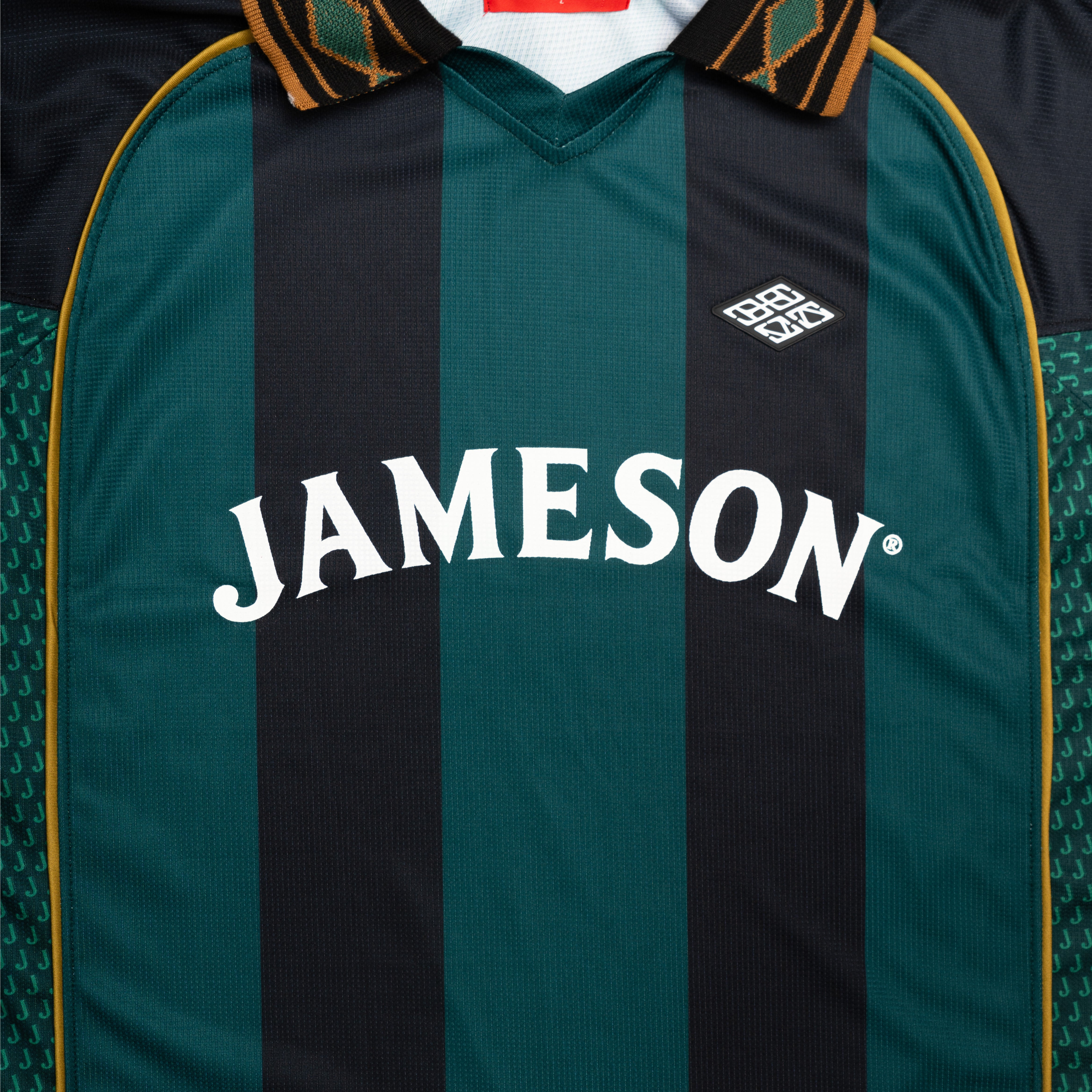 DEVÁ / JAMESON SS Jersey Striped [Green/Black]